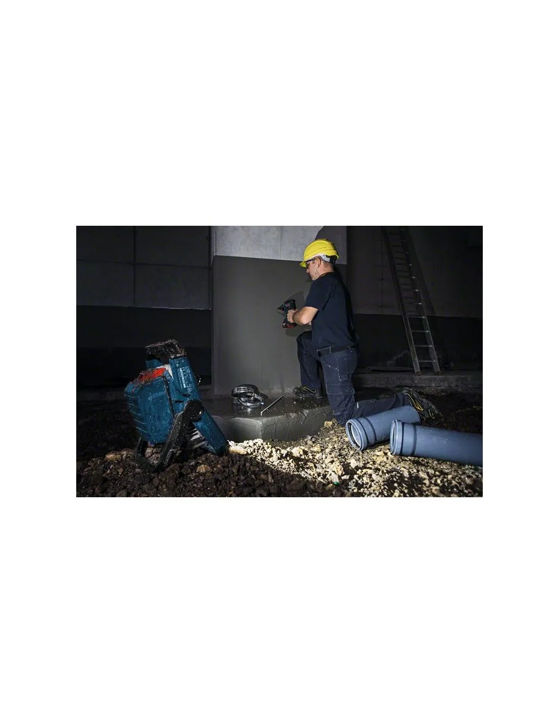 Lampe sans fil GLI 18V-2200 C Solo - 0601446501 - Bosch